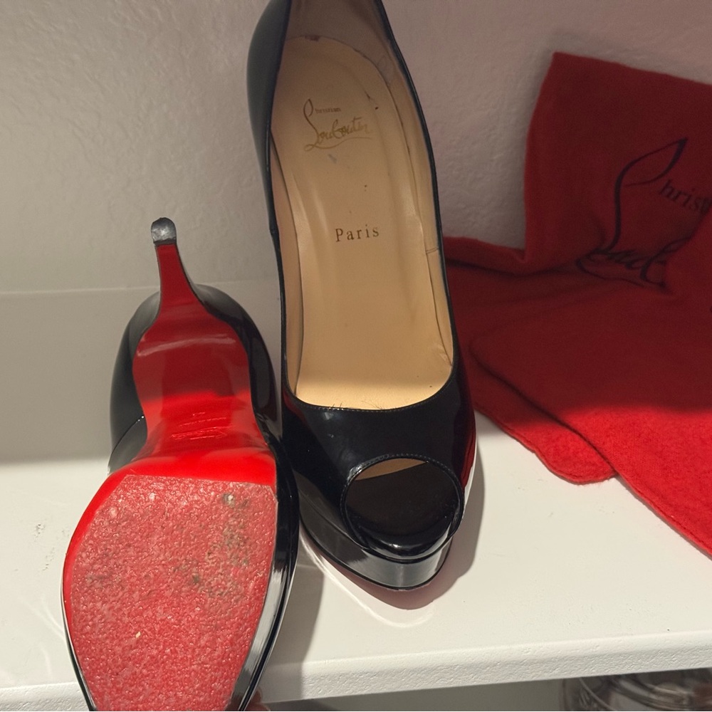 Christian Louboutin Black Peep Toe Pumps with Red Soles - Picture 4 of 4